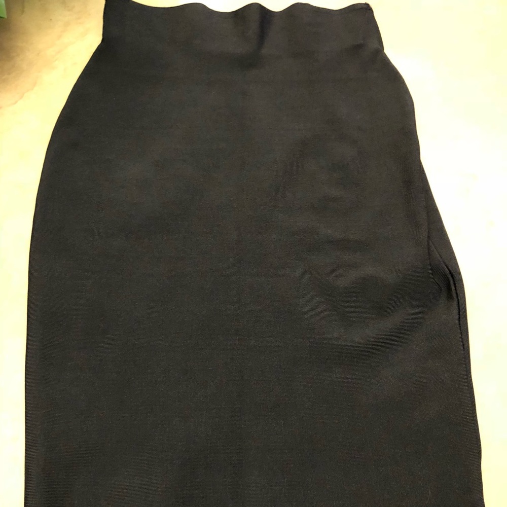 Black stretch skirt